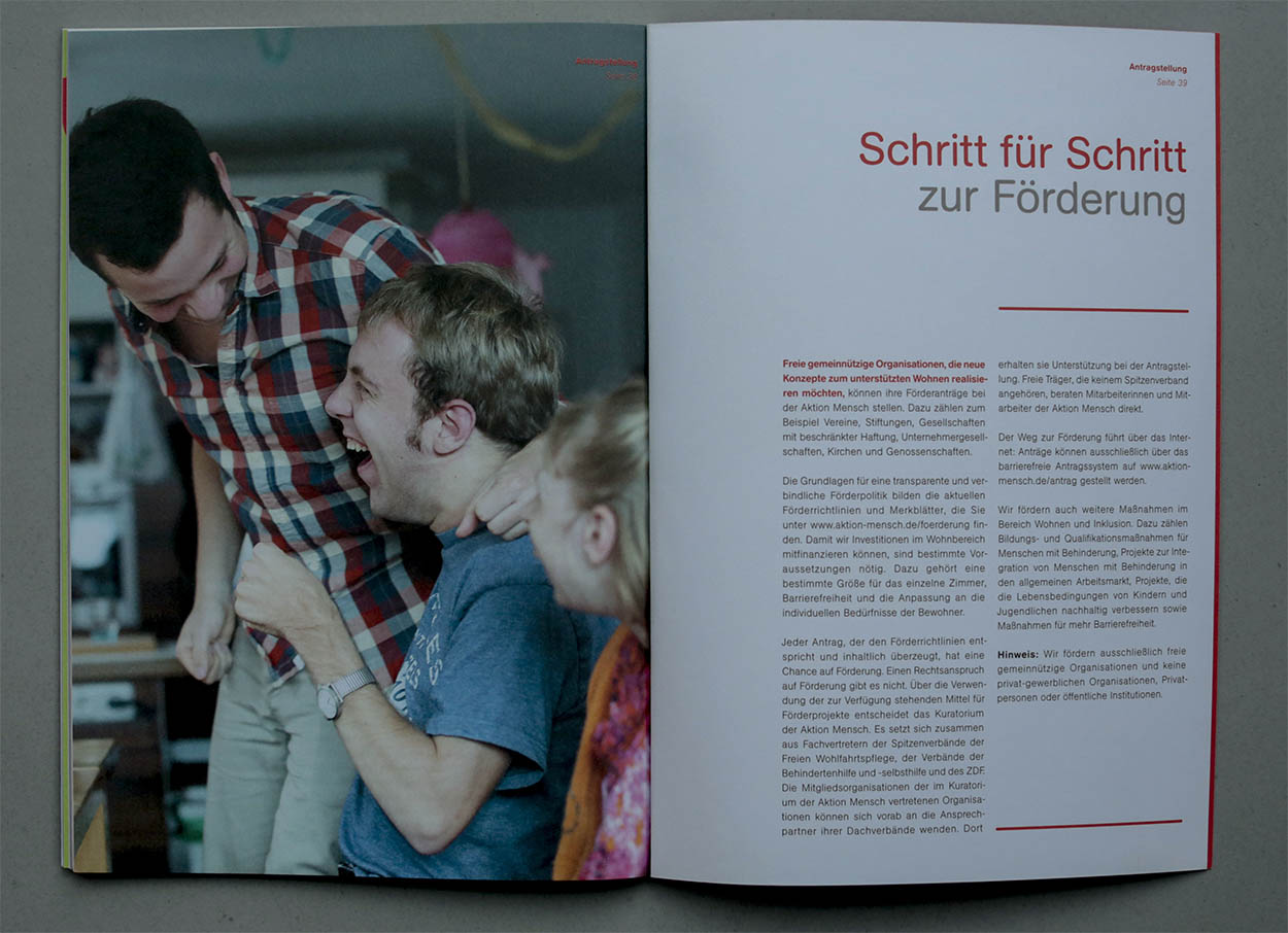 28/53&emsp;&emsp;&emsp;&emsp;Förderbroschüre Wohnen - Aktion Mensch - 2015