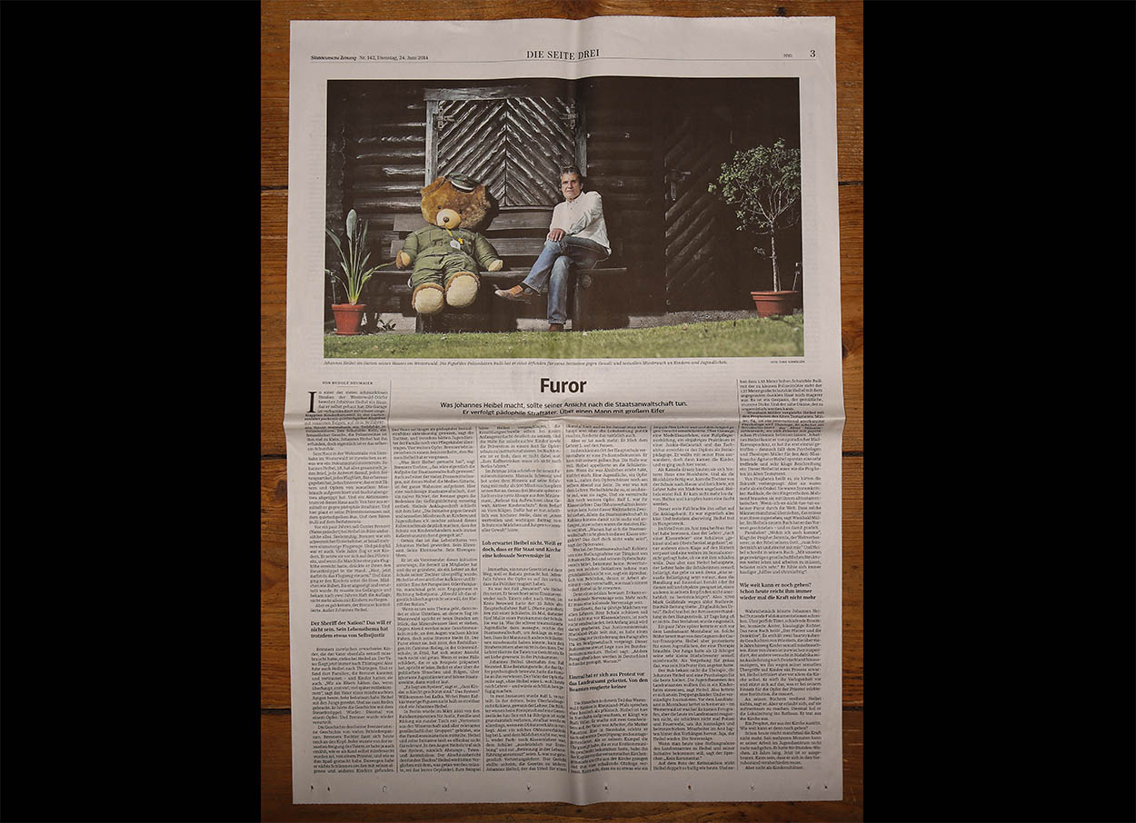 AGENDA Magazine - Cyber Crime Frankfurt/Main - Agency: Zimmermann Editorial - Client: Deutsche Bank - 2017