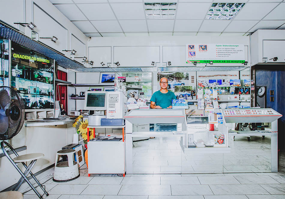 3/9 Andreas Knoblauch runs the last remaining shop in the city center, Zeit Online Heimatreporter - Eschweiler 2017/07/21