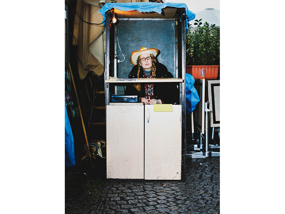 11/20&emsp;&emsp;&emsp;&emsp;Katharina Baum sells tickets for a bar in Cologne, 2012