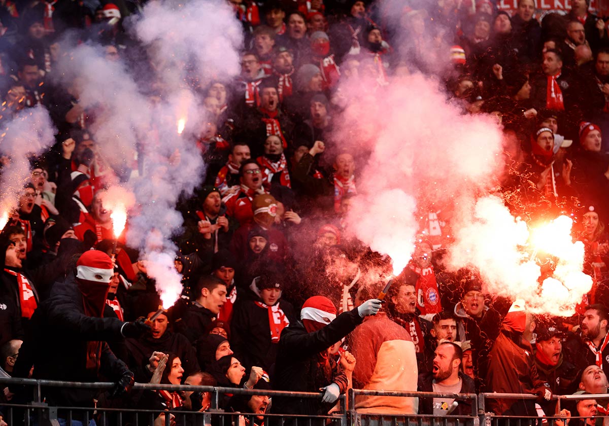 14/21&emsp;&emsp;&emsp;&emsp;Bayern Munich fans 2025