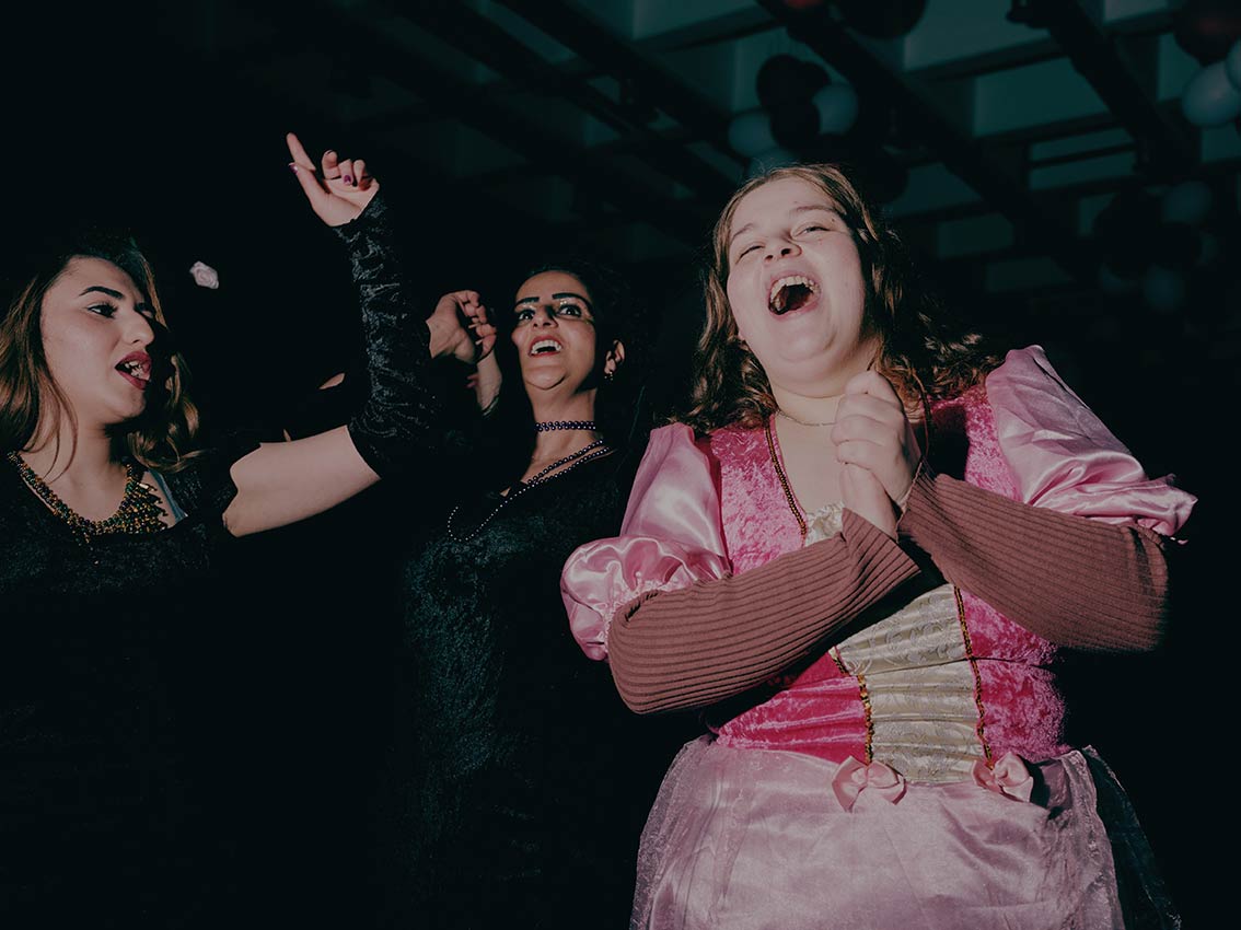 5/8&emsp;&emsp;&emsp;&emsp;Carnival in prison - personal project